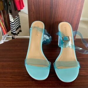 strappy heeled sandal.